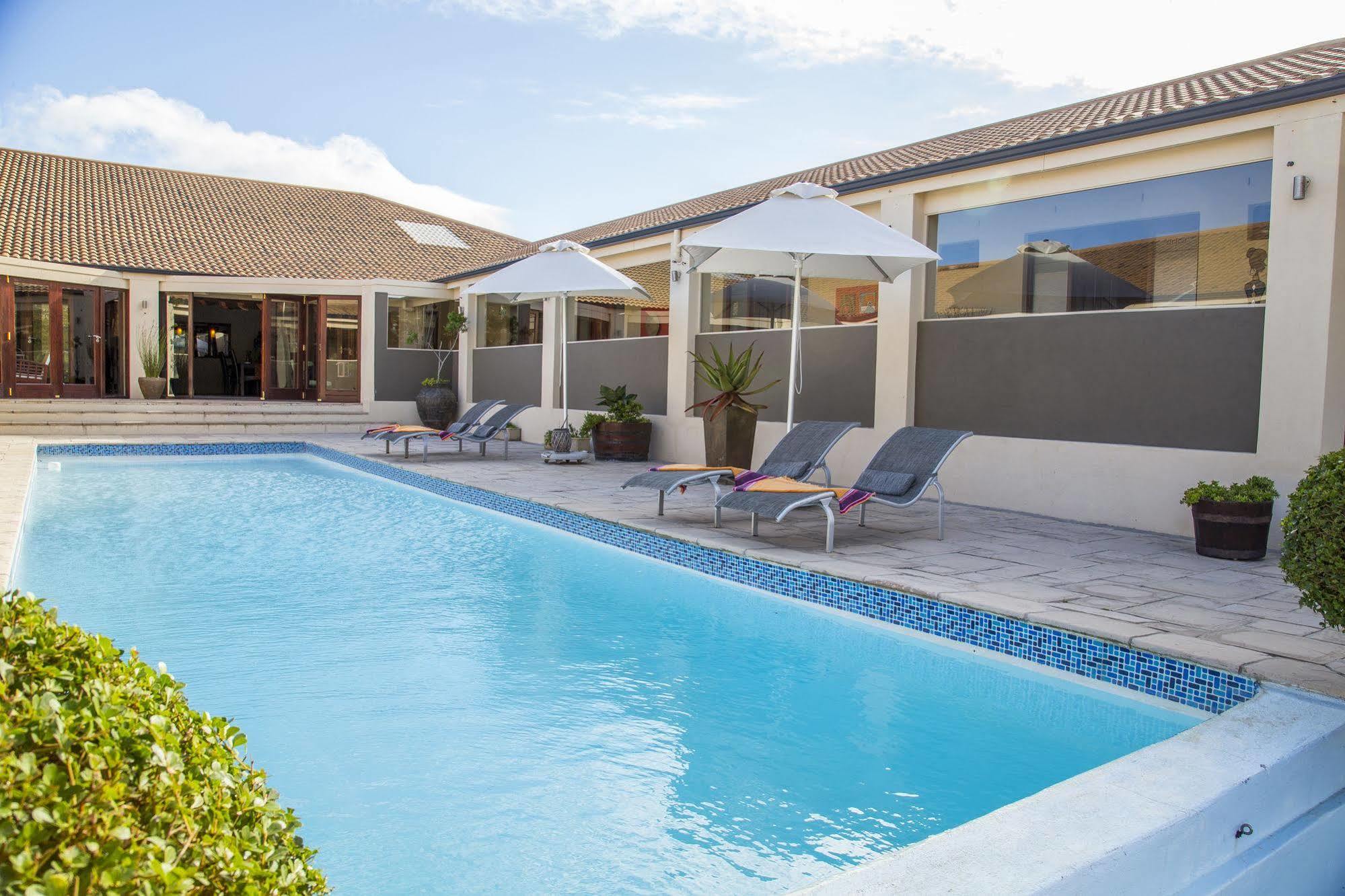 Kapensis Guesthouse Pringle Bay Exterior photo